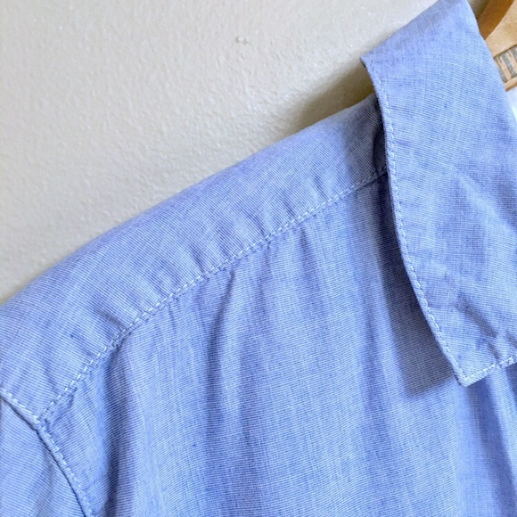 Treasure & Bond light blue buttondown shirt - Picture 4 of 5